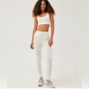 NWT Outdoor Voices FreeForm Contour 7/8 length leggings